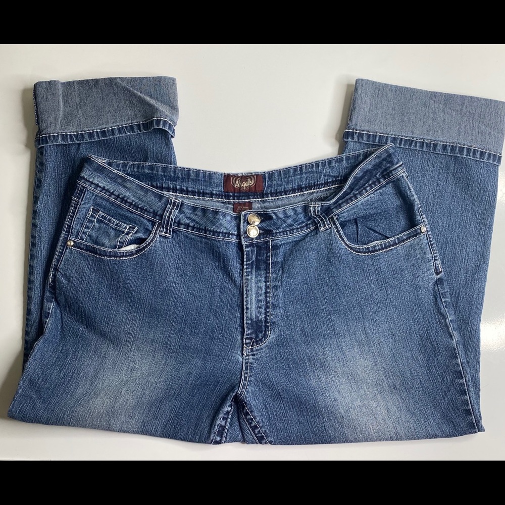 Plus size Angels Capri Pants